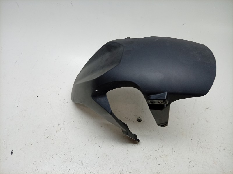 Recambio de guardabarros para honda cb 1000 sp referencia OEM IAM  61101MLBD00 