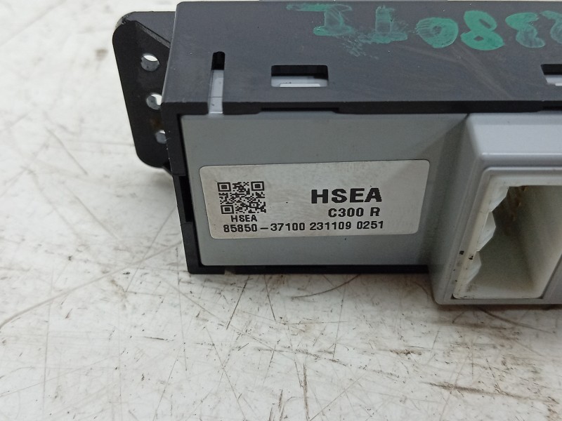 Recambio de mando elevalunas trasero izquierdo para ssangyong korando (c300) 1.5 referencia OEM IAM  8585037100HFB 