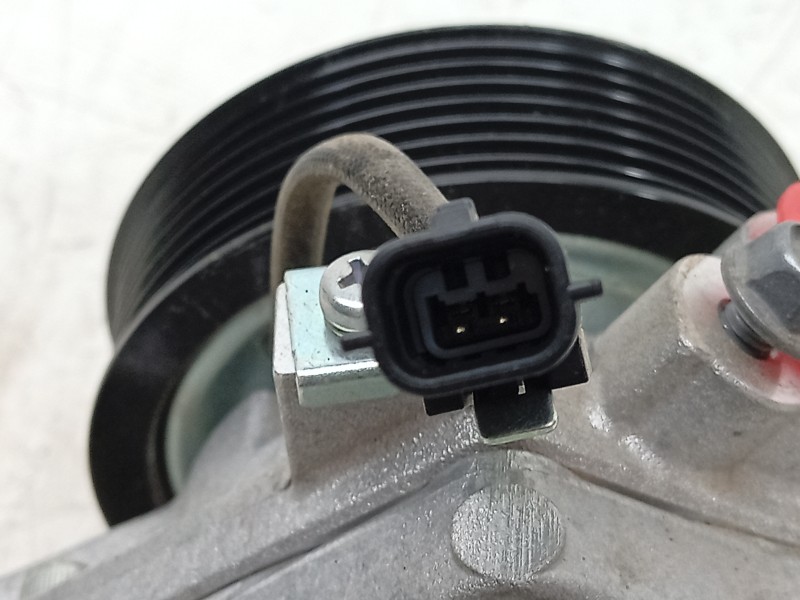 Recambio de compresor aire acondicionado para dacia sandero iii 1.0 tce 90 eco-g referencia OEM IAM  926008469R 