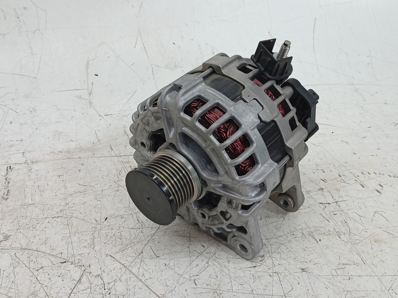 Recambio de alternador para dacia sandero iii 1.0 tce 90 eco-g referencia OEM IAM  231001629R 