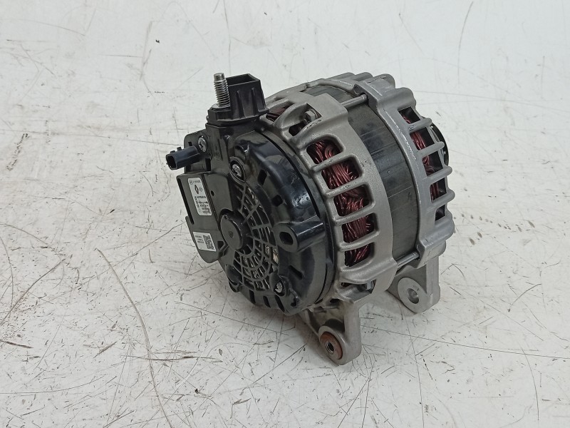 Recambio de alternador para dacia sandero iii 1.0 tce 90 eco-g referencia OEM IAM  231001629R 