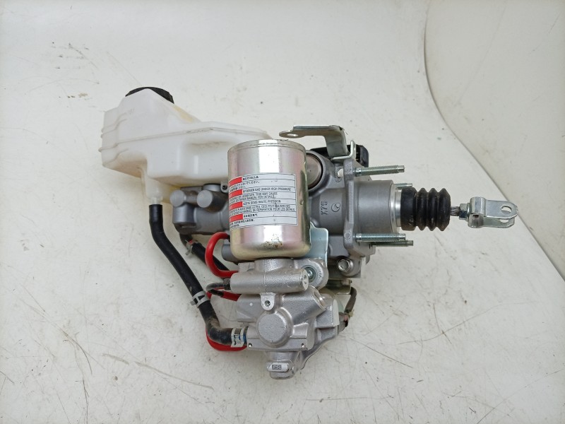 Recambio de bomba freno para toyota rav 4 v (_a5_, _h5_) 2.5 hybrid awd (axap54) referencia OEM IAM 4705042201 4720042G00 