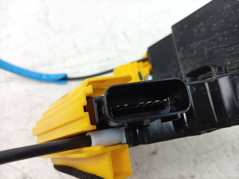 Recambio de cerradura puerta delantera izquierda para ssangyong korando (c300) 1.5 referencia OEM IAM  7121037000 