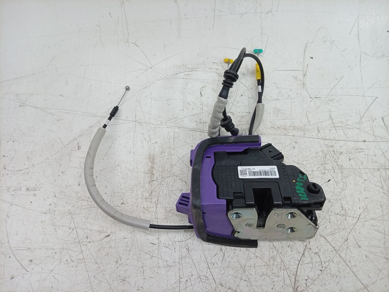 Recambio de cerradura puerta trasera izquierda para ssangyong korando (c300) 1.5 referencia OEM IAM  7131037000 