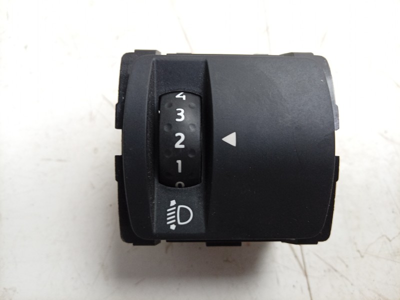 Recambio de interruptor para dacia sandero iii 1.0 tce 90 eco-g referencia OEM IAM  251902972R 