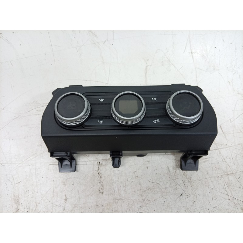 Recambio de mando calefaccion / aire acondicionado para dacia sandero iii 1.0 tce 90 eco-g referencia OEM IAM  275006270R 