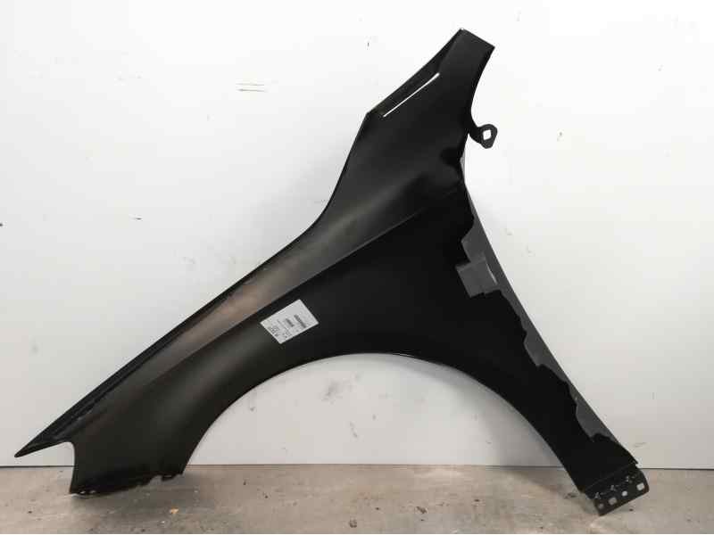 Recambio de aleta delantera derecha para mercedes-benz clase a (w176) referencia OEM IAM  1768810201 109143611/2252522/ME3283013