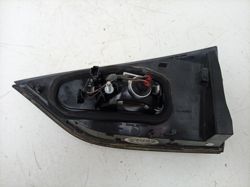 Recambio de piloto trasero izquierdo interior para renault espace v (jr_) 1.6 dci 160 referencia OEM IAM  265550227R 