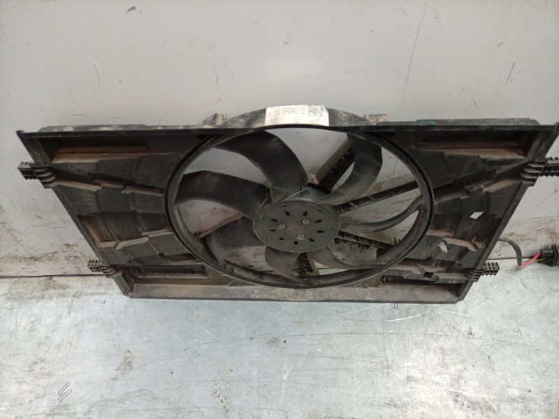 Recambio de electroventilador para volkswagen t-roc (a11, d11) 2.0 tdi referencia OEM IAM 5WA121203F 5Q0121203DQ 