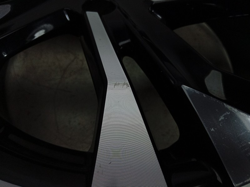 Recambio de llanta para peugeot 2008 ii (ud_, us_, uy_, uj_, ur_, uc_) 1.2 puretech 100 referencia OEM IAM  98281860XY 