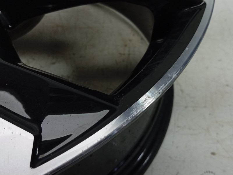 Recambio de llanta para peugeot 2008 ii (ud_, us_, uy_, uj_, ur_, uc_) 1.2 puretech 100 referencia OEM IAM  98281860XY 