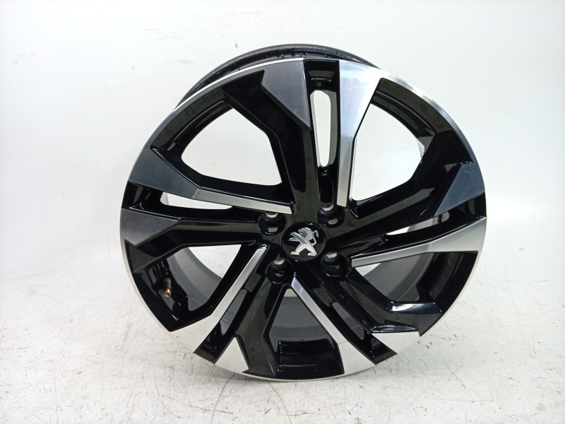 Recambio de llanta para peugeot 2008 ii (ud_, us_, uy_, uj_, ur_, uc_) 1.2 puretech 100 referencia OEM IAM  9828186080 