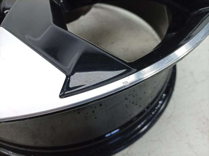 Recambio de llanta para peugeot 2008 ii (ud_, us_, uy_, uj_, ur_, uc_) 1.2 puretech 100 referencia OEM IAM  9828186080 