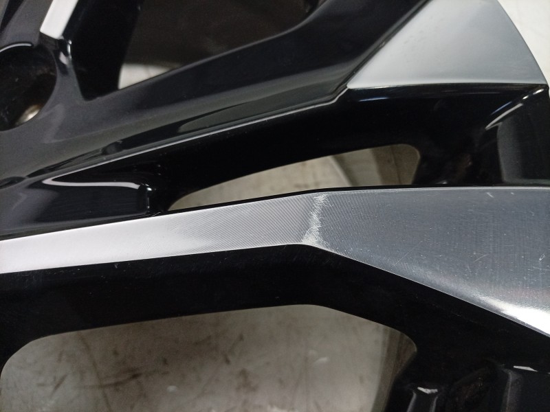 Recambio de llanta para peugeot 2008 ii (ud_, us_, uy_, uj_, ur_, uc_) 1.2 puretech 100 referencia OEM IAM  9828186080 