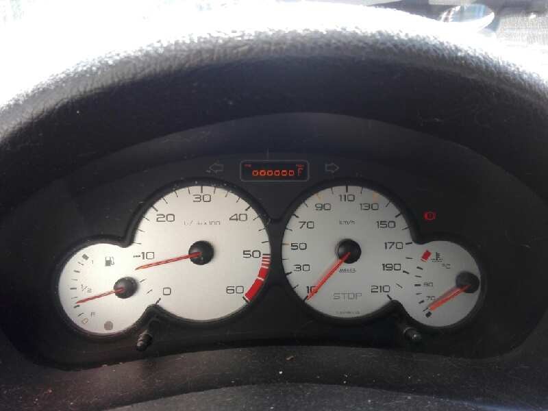 peugeot 206 berlina del año 2003