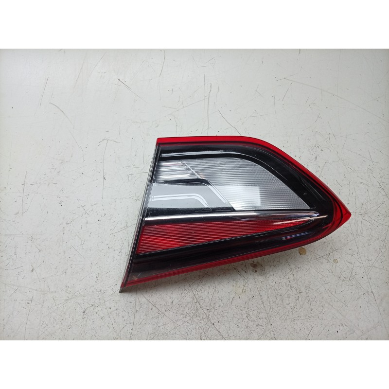 Recambio de piloto trasero derecho interior para opel crossland x / crossland (p17, p2qo) 1.2 (75) referencia OEM IAM  39137524 