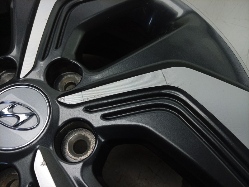 Recambio de llanta para hyundai kona (os, ose, osi) 1.6 gdi hybrid referencia OEM IAM  52910CM100 