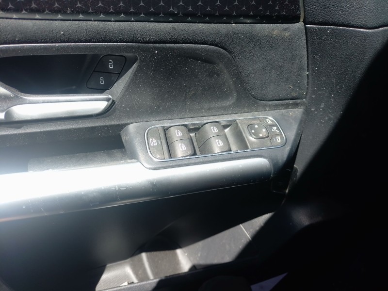 Recambio de mando elevalunas delantero izquierdo para mercedes-benz eqa (h243) eqa 250+ (243.702) referencia OEM IAM   