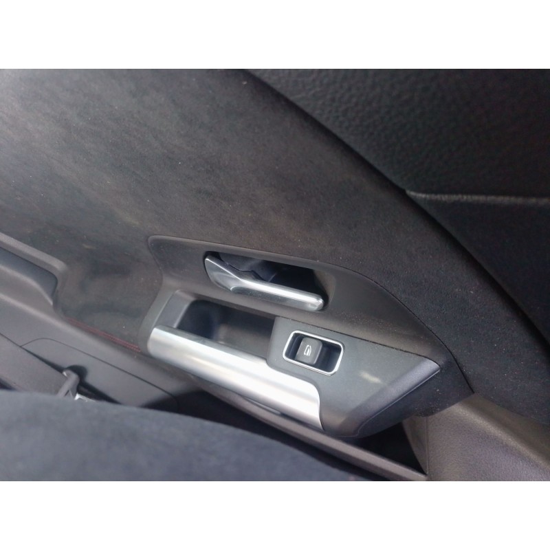 Recambio de mando elevalunas trasero izquierdo para mercedes-benz eqa (h243) eqa 250+ (243.702) referencia OEM IAM   