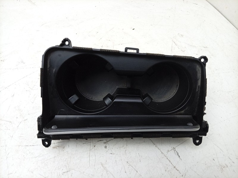 Recambio de guantera para kia stinger (ck) 2.0 tgdi cat referencia OEM IAM  84670J5000 