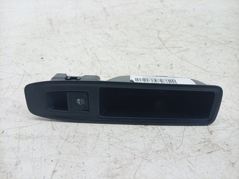Recambio de mando elevalunas trasero derecho para renault captur ii (hf_) tce 90 (hfm6) referencia OEM IAM  254218388R 