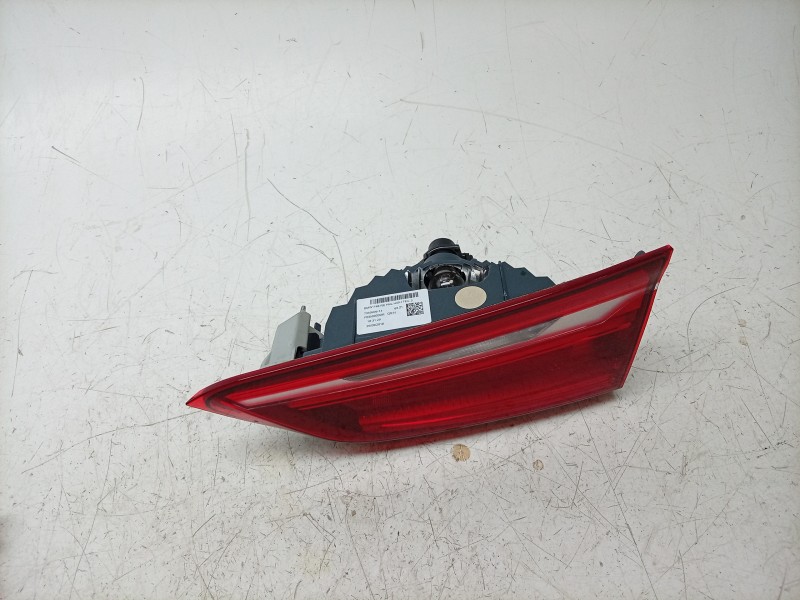 Recambio de piloto trasero derecho interior para bmw x1 (f48) sdrive 18 d referencia OEM IAM  63217350698 103F06381776