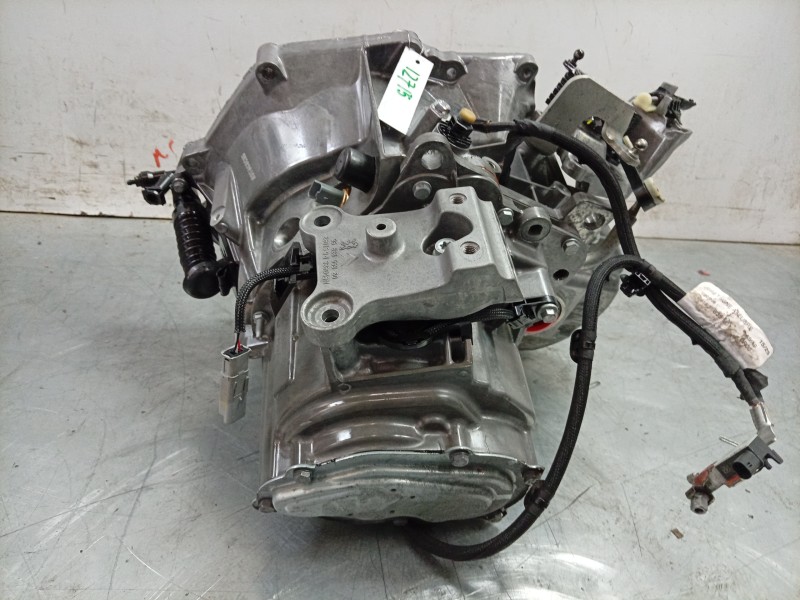 Recambio de caja cambios para opel crossland x / crossland (p17, p2qo) 1.2 (75) referencia OEM IAM  20V247 