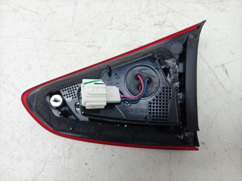 Recambio de piloto trasero izquierdo interior para mazda 2 hatchback (dl, dj) 1.5 skyactiv-g referencia OEM IAM  DHM5513G0 