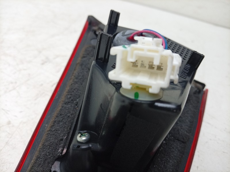 Recambio de piloto trasero izquierdo interior para mazda 2 hatchback (dl, dj) 1.5 skyactiv-g referencia OEM IAM  DHM5513G0 