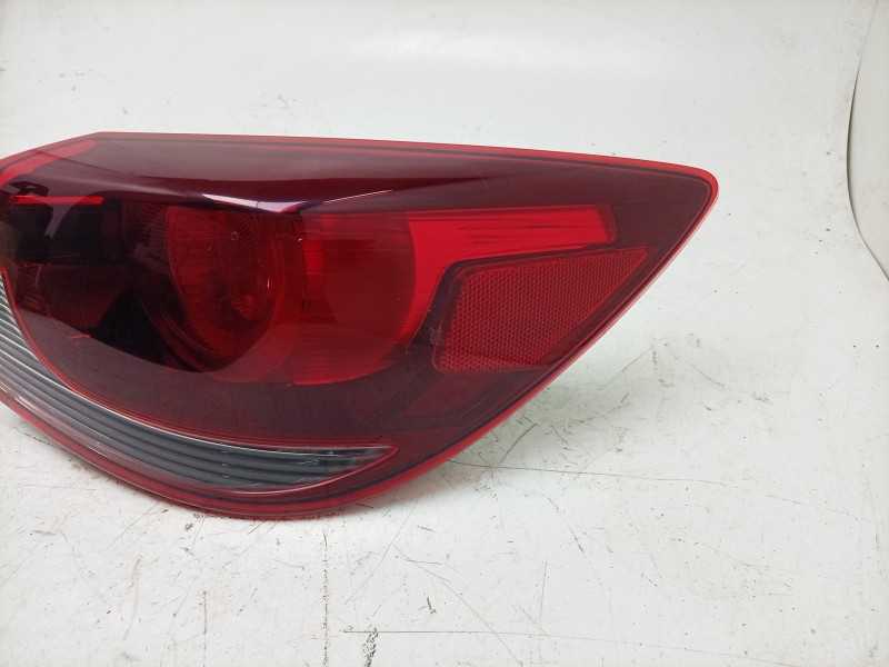 Recambio de piloto trasero derecho para mazda 2 hatchback (dl, dj) 1.5 skyactiv-g referencia OEM IAM  D43N51150 