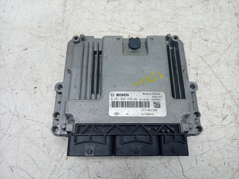 Recambio de centralita motor uce para renault espace v (jr_) 1.6 dci 160 referencia OEM IAM 0281032225 237106230R 