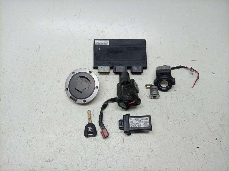 Recambio de conmutador de arranque para honda cb 1000 sp referencia OEM IAM 35010MLLD00 35010MLLD00 