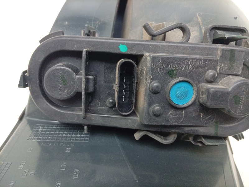 Recambio de piloto trasero derecho para bmw x1 (f48) sdrive 18 d referencia OEM IAM  63217488546 2140544