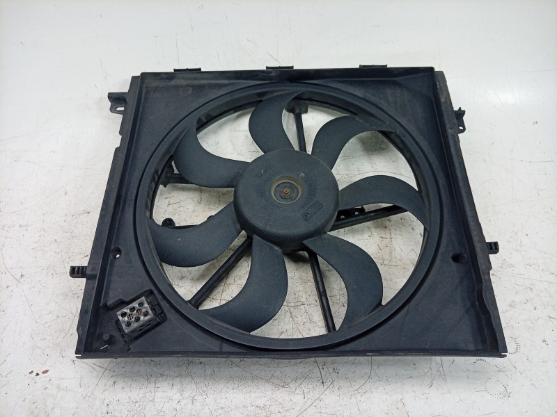 Recambio de electroventilador para renault espace v (jr_) 1.6 dci 160 referencia OEM IAM M164712 214816969R 