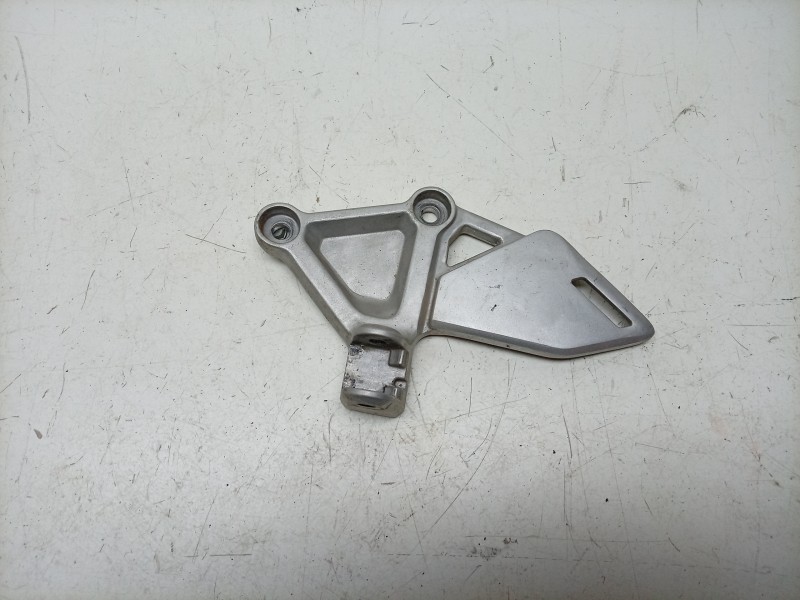 Recambio de estribo lateral para honda cb 1000 sp referencia OEM IAM  50700MKND50 
