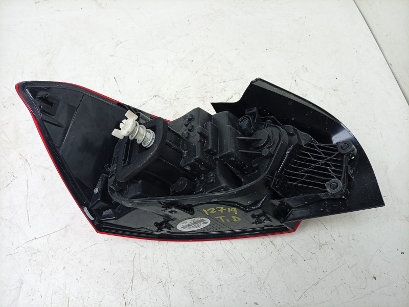 Recambio de piloto trasero derecho para seat ibiza v (kj1, kjg) 1.0 tsi referencia OEM IAM  6F0945208H 