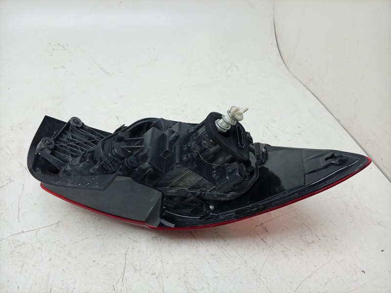 Recambio de piloto trasero derecho para seat ibiza v (kj1, kjg) 1.0 tsi referencia OEM IAM  6F0945208H 
