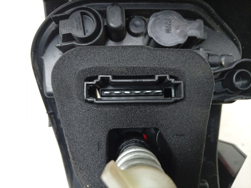 Recambio de piloto trasero derecho para seat ibiza v (kj1, kjg) 1.0 tsi referencia OEM IAM  6F0945208H 