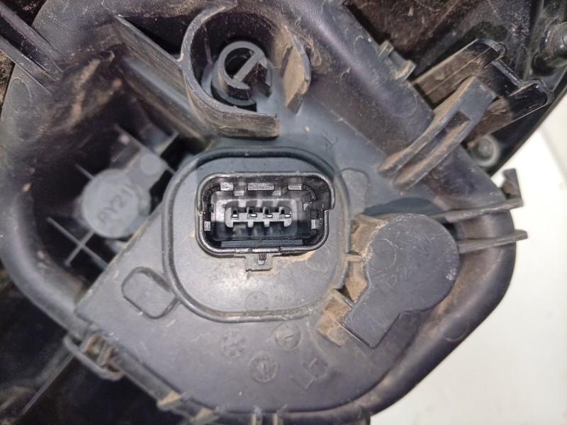 Recambio de piloto trasero izquierdo para renault captur i (j5_, h5_) 0.9 tce 90 referencia OEM IAM  265557849R 103F18120771/RN7
