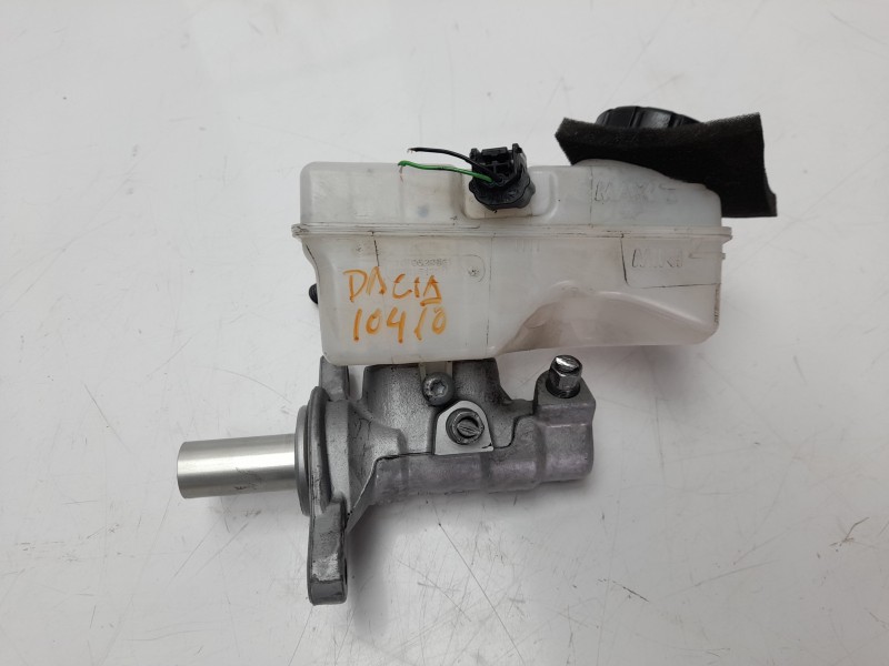 Recambio de bomba freno para dacia dokker 1.5 dci diesel fap cat referencia OEM IAM 460915125R  