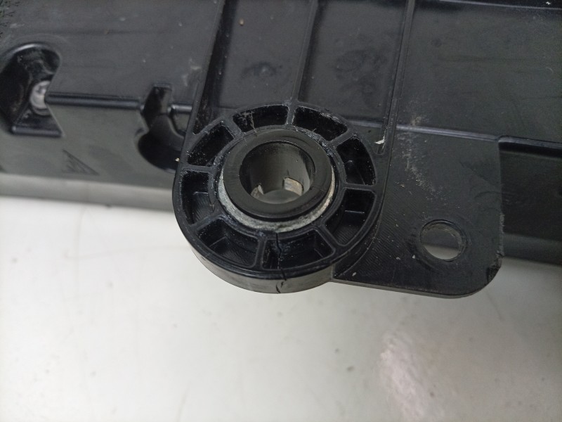 Recambio de piloto trasero central para porsche taycan (y1a) 4s referencia OEM IAM  9J1945081P 