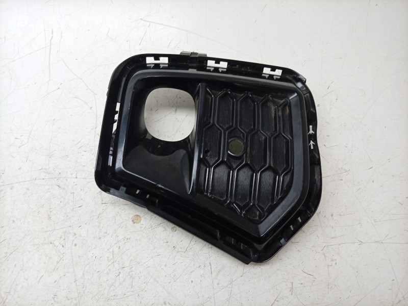 Recambio de rejilla delantera para suzuki across (a5z_) 2.5 hybrid referencia OEM IAM  5212842251 