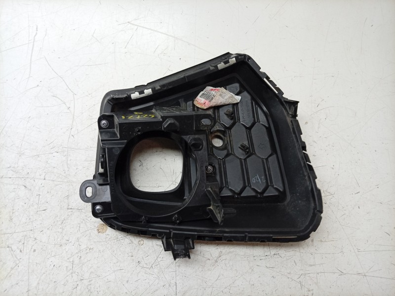 Recambio de rejilla delantera para suzuki across (a5z_) 2.5 hybrid referencia OEM IAM  5212842251 