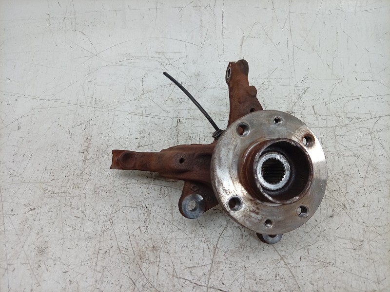 Recambio de mangueta delantera izquierda para dacia sandero iii 1.0 tce 90 eco-g referencia OEM IAM  400159248R 
