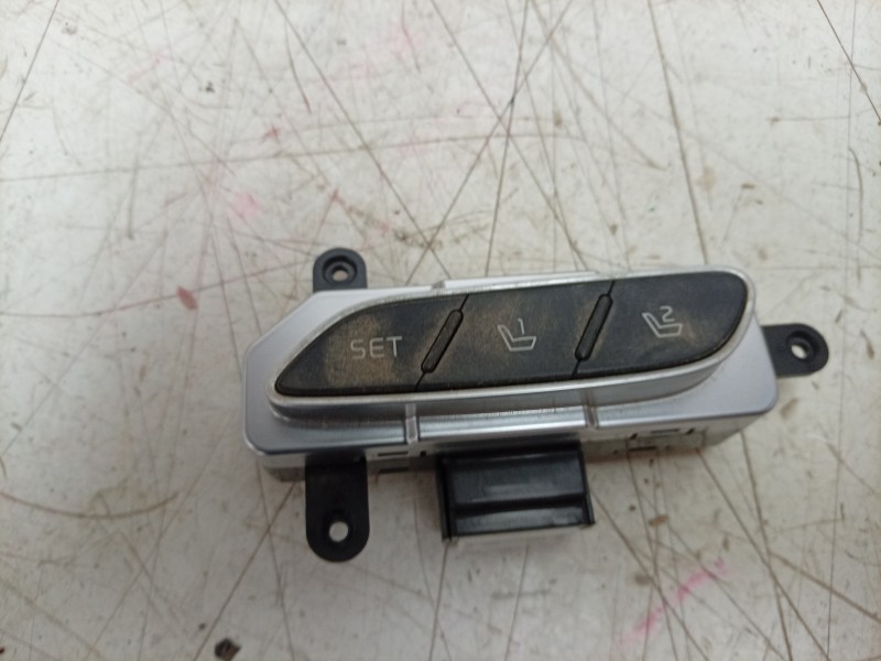 Recambio de interruptor para kia stinger (ck) 2.0 tgdi cat referencia OEM IAM  93250J5000 