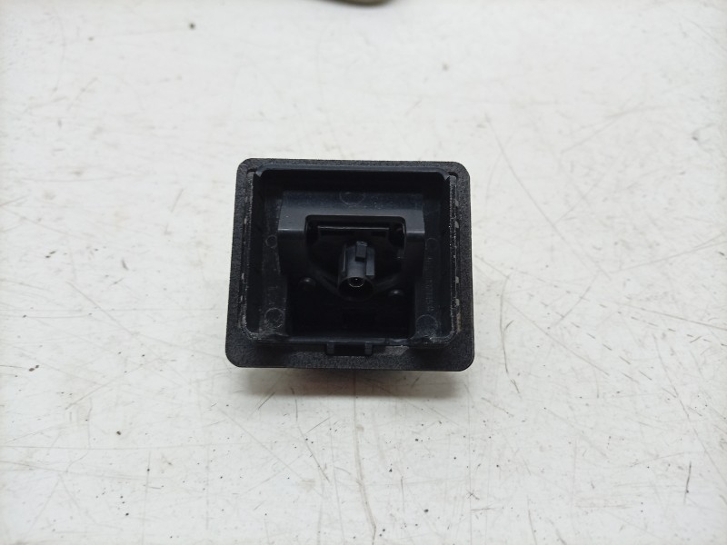 Recambio de camara vision trasera para ebro s400 hybrid referencia OEM IAM  704000514AA 
