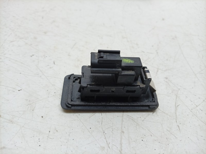 Recambio de maneta exterior porton para ebro s400 hybrid referencia OEM IAM  808000530AA 