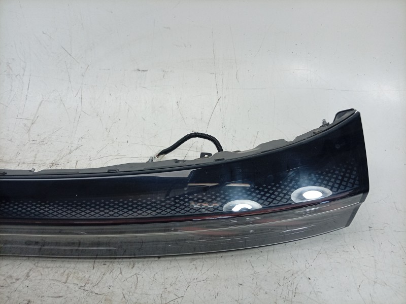 Recambio de piloto trasero central para ebro s400 hybrid referencia OEM IAM  605001572AA 