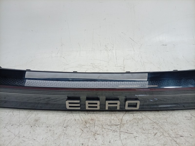 Recambio de piloto trasero central para ebro s400 hybrid referencia OEM IAM  605001572AA 