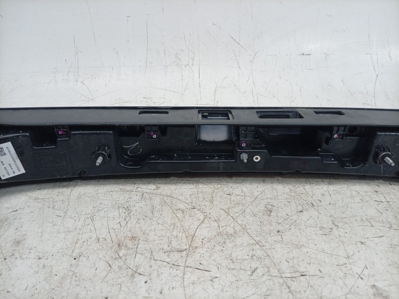 Recambio de piloto trasero central para ebro s400 hybrid referencia OEM IAM  605001572AA 